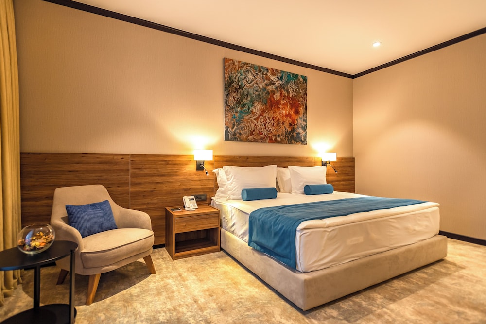 Shabran Wellbeing Resort 23/74