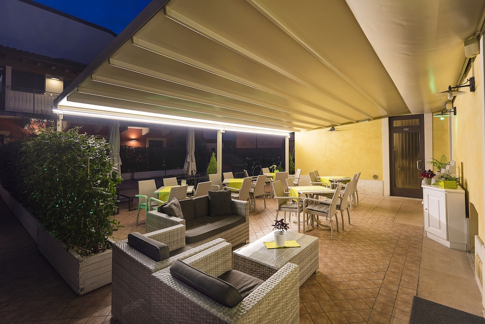 Albergo Fontana 48/71