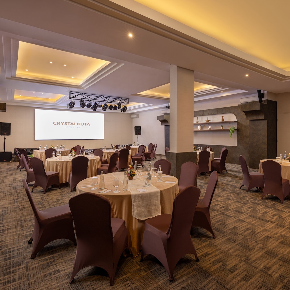 Crystal Kuta Hotel 37/47