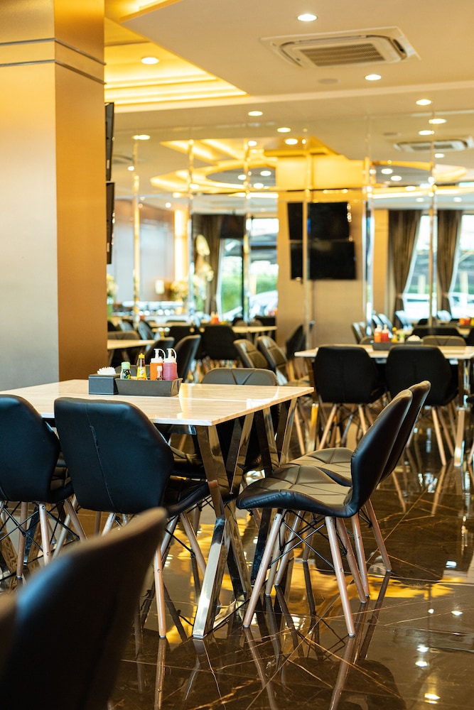 The Centris Hotel Phatthalung 43/50
