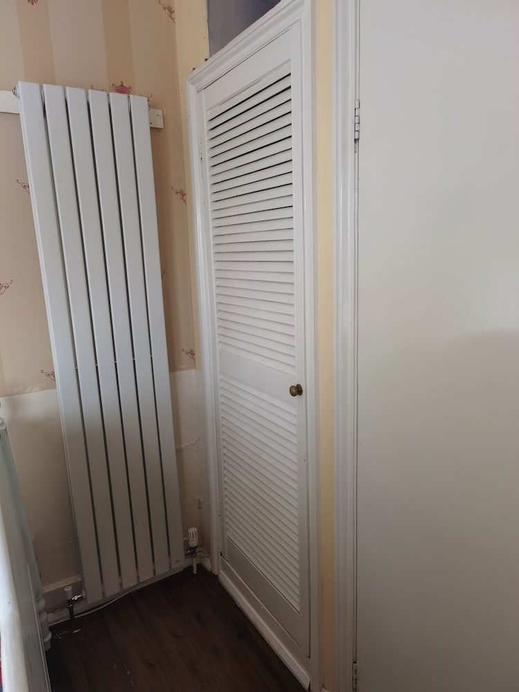 Regency Hotel 2/50