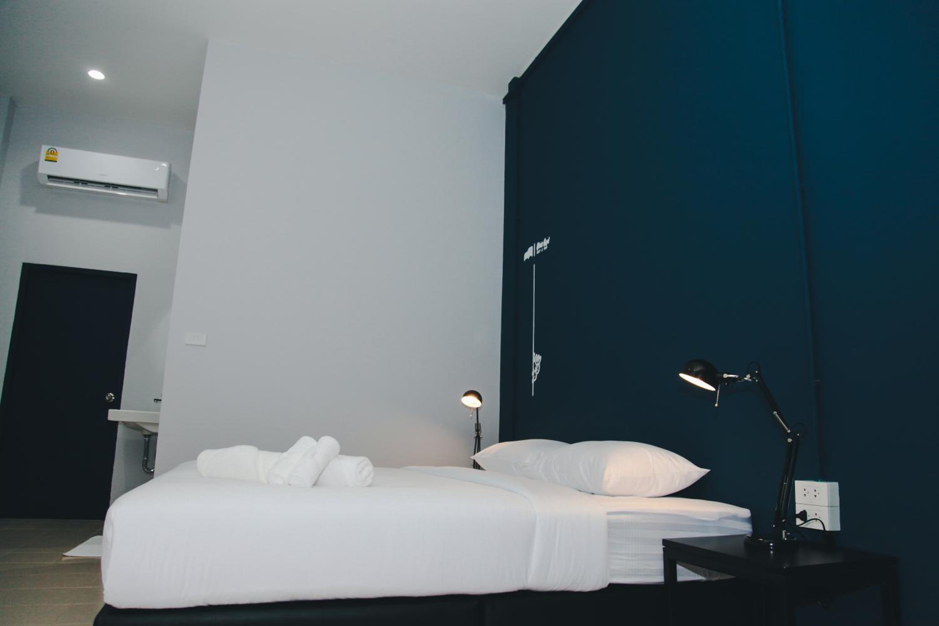 Blue Bed Hotel 20/48