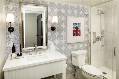 Suite, Partial Sea View