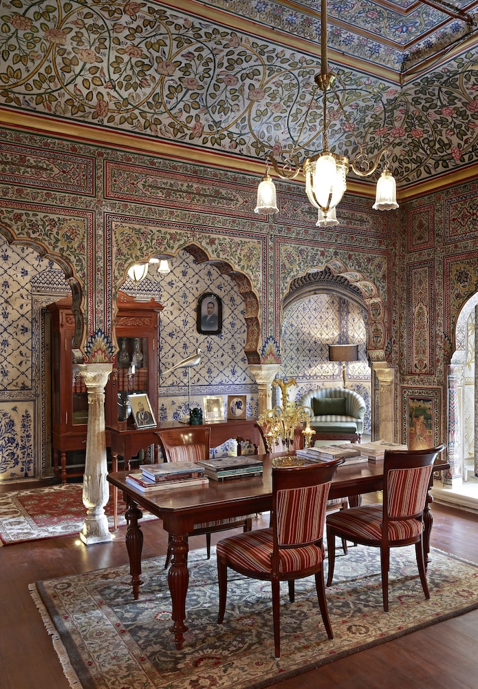 SAMODE HAVELI 41/55