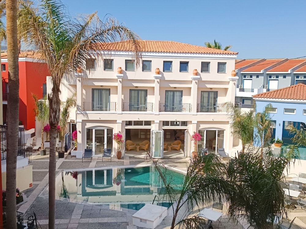Grecotel Plaza Beach House 4/48