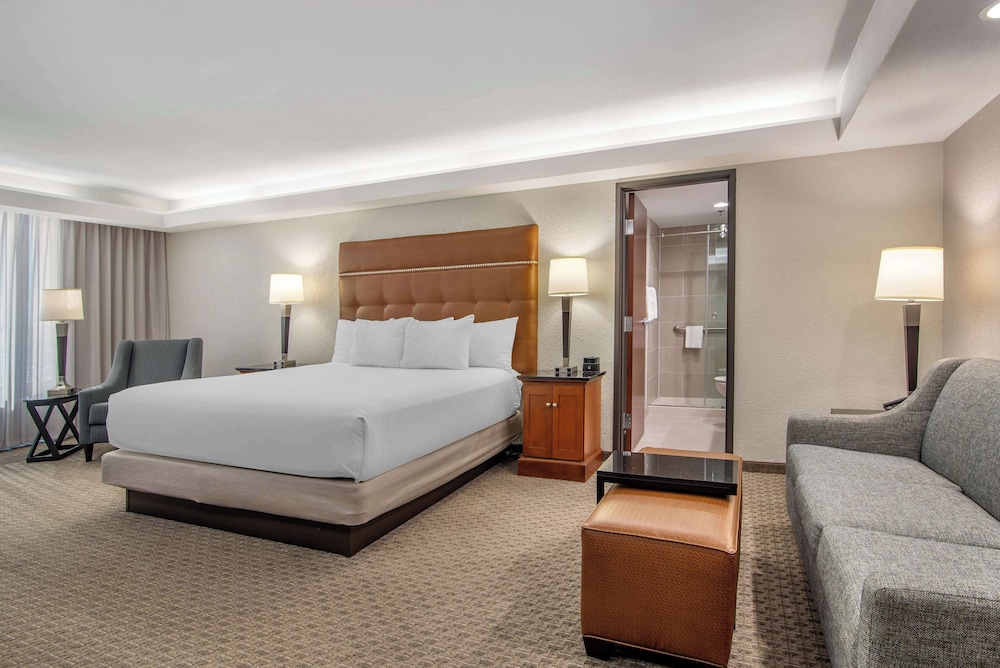Drury Inn And Suites Atlanta Airport 10/50