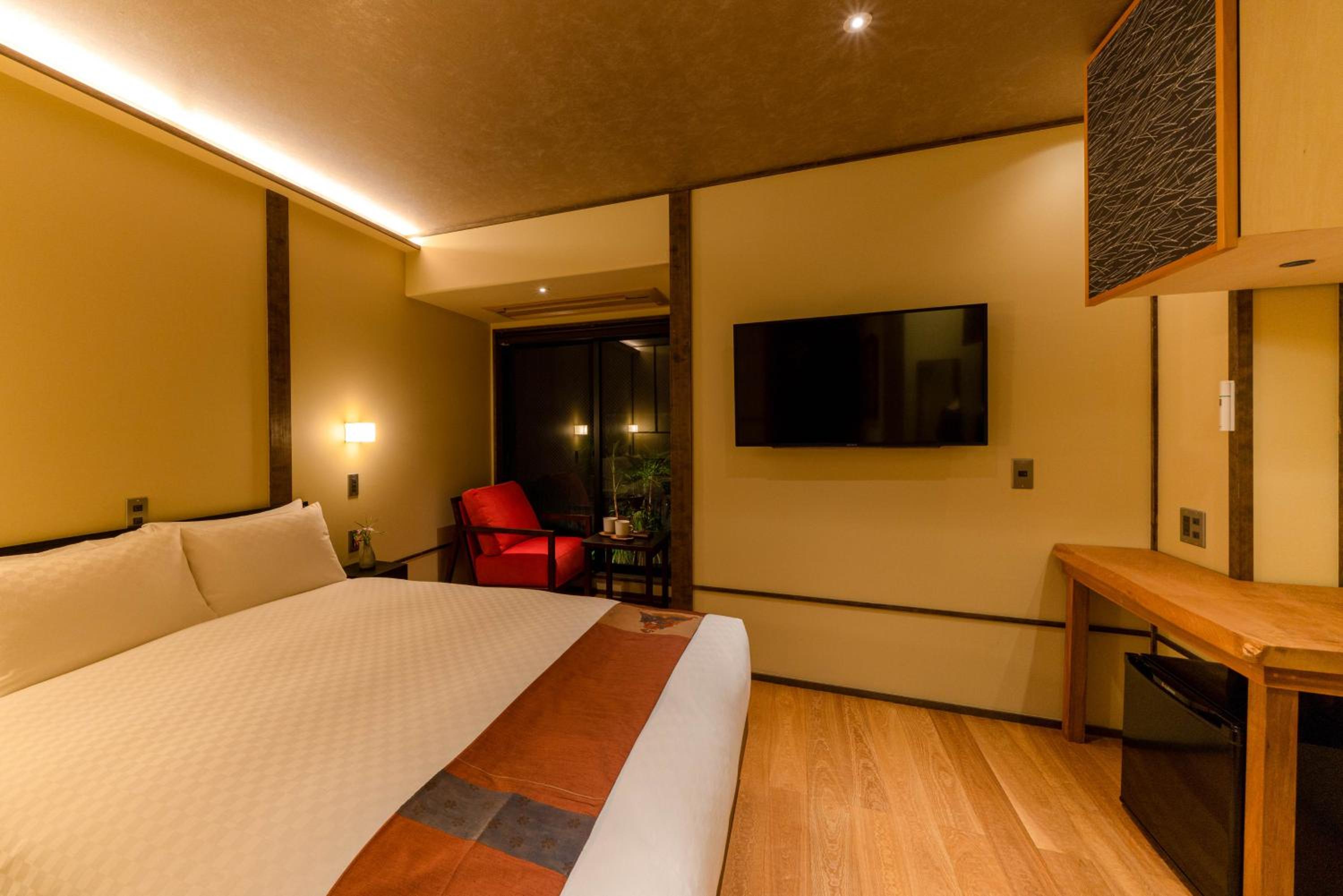 Room, Double Bed, Garden View
