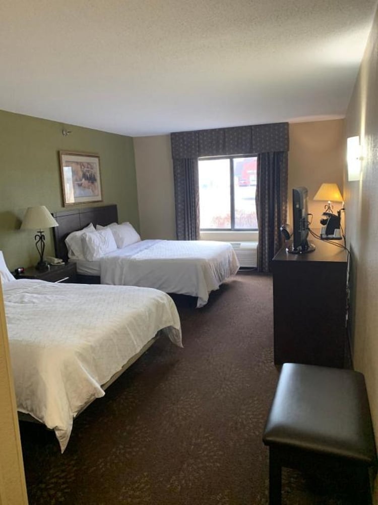 Best Western Watertown Inn Suites 10/42