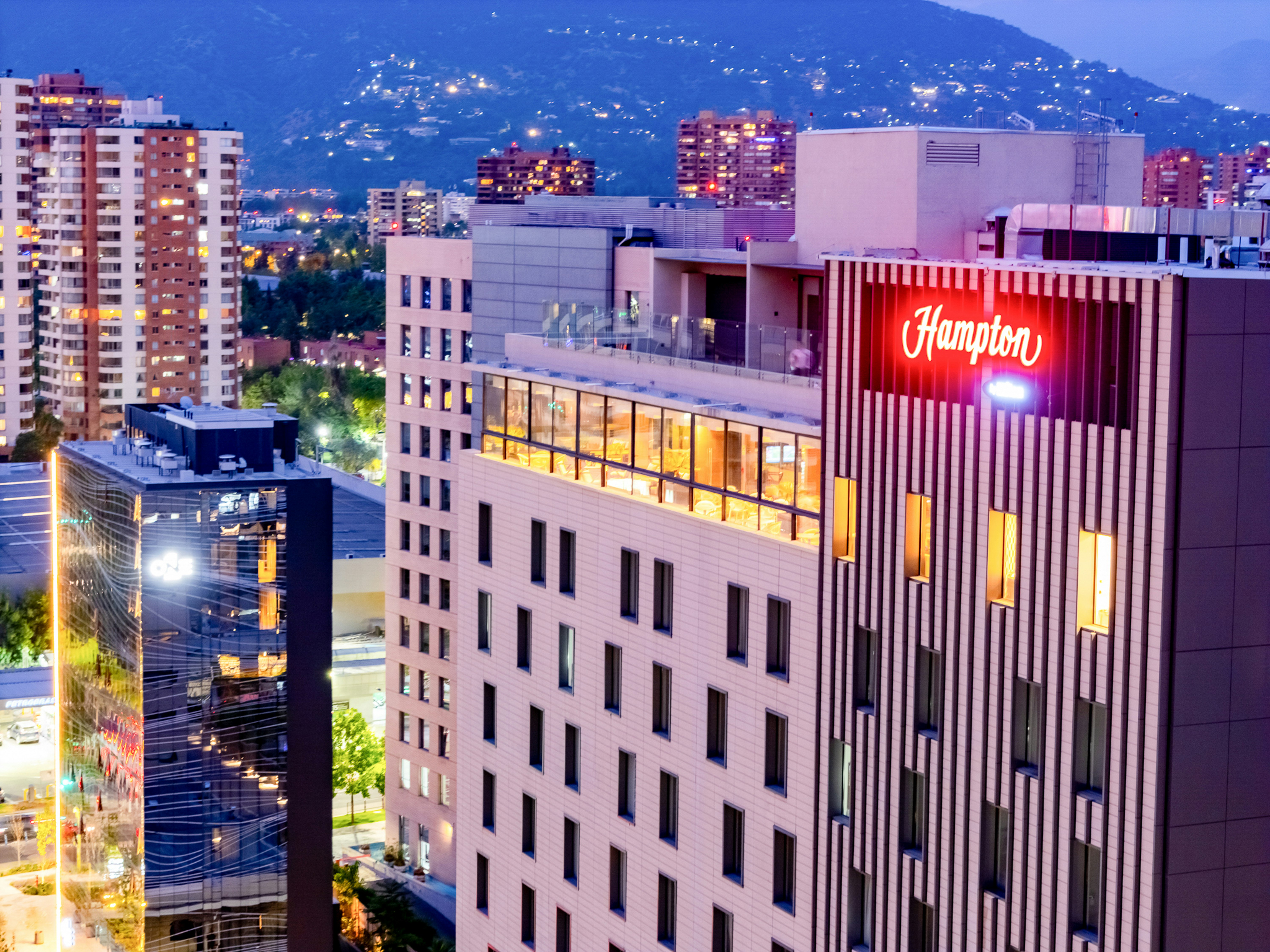 Hampton by Hilton Santiago Las Condes 10/66
