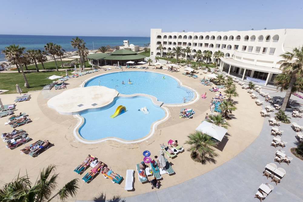 Khayam Garden Beach Resort & Spa 46/61