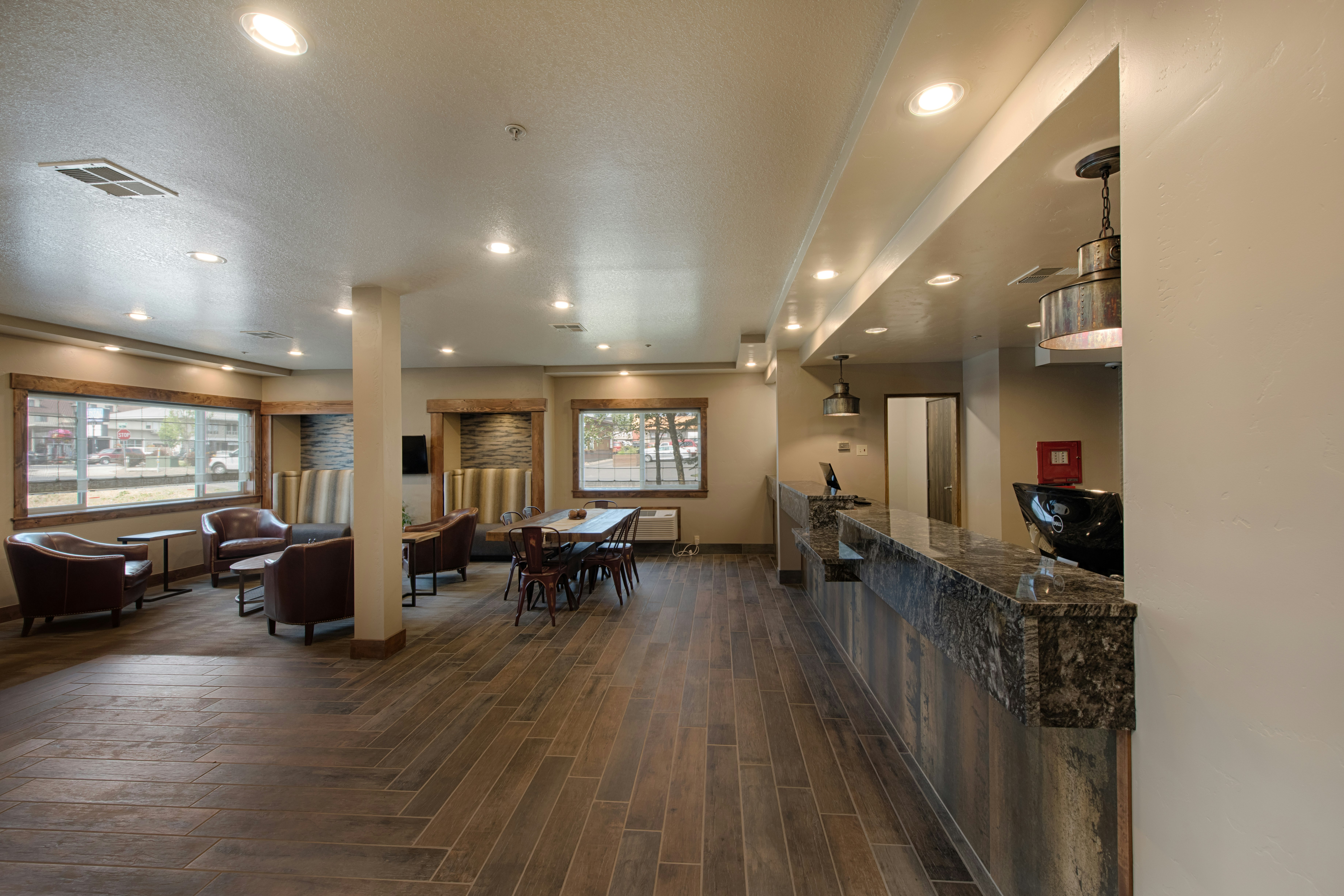 The Third Street Inn (ex Americas Best Value Inn & Suites) 34/42