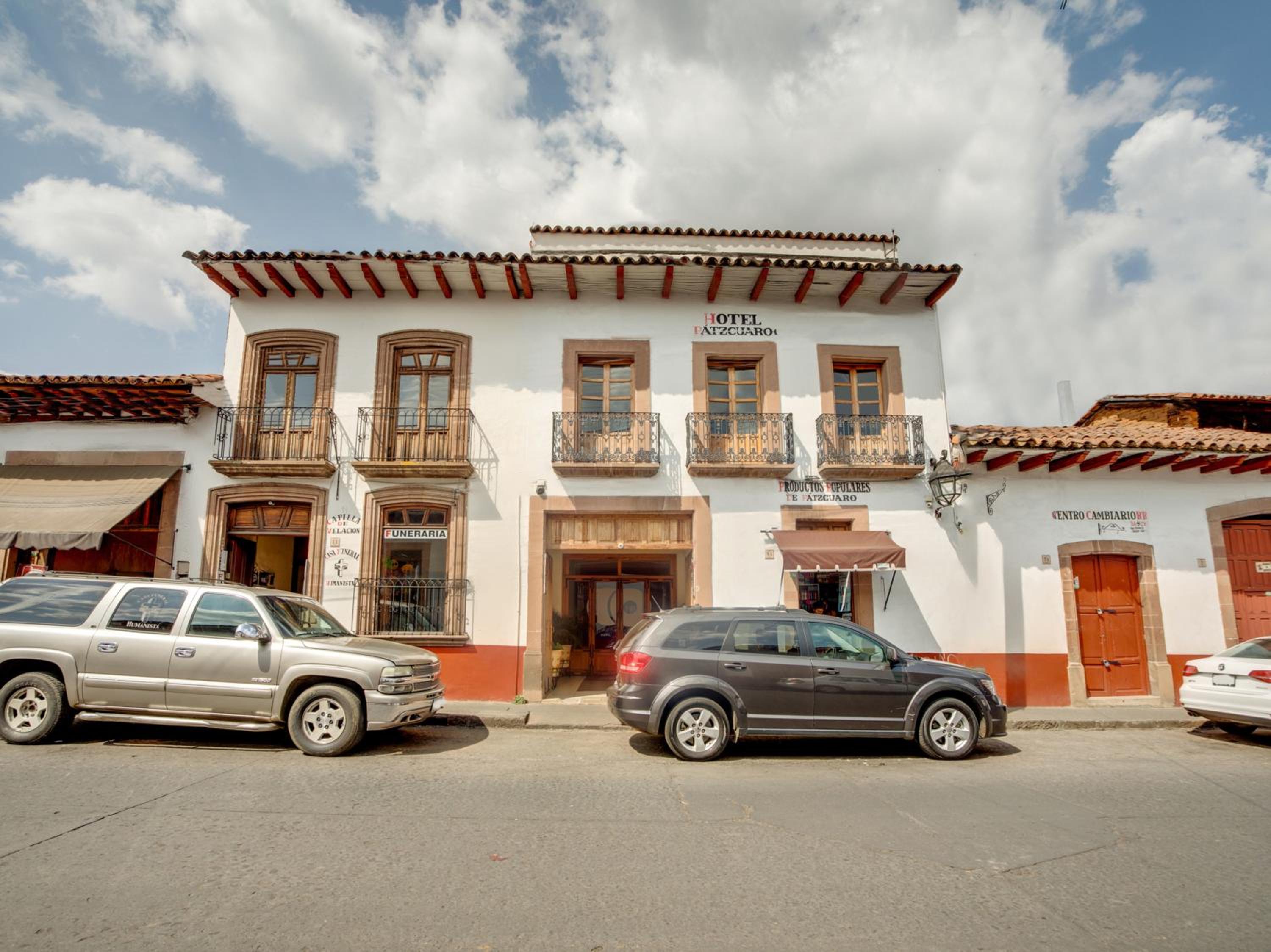 Hotel Patzcuaro 38/56