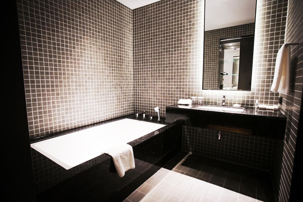 Sky View Hotel 30/56