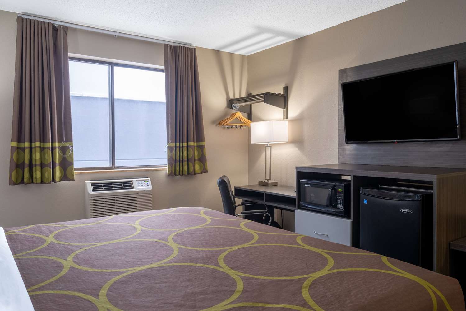 Super 8 By Wyndham Merrillville/Gary Area 37/46