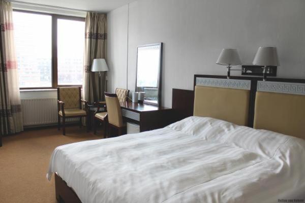 hotel new ocean paradise