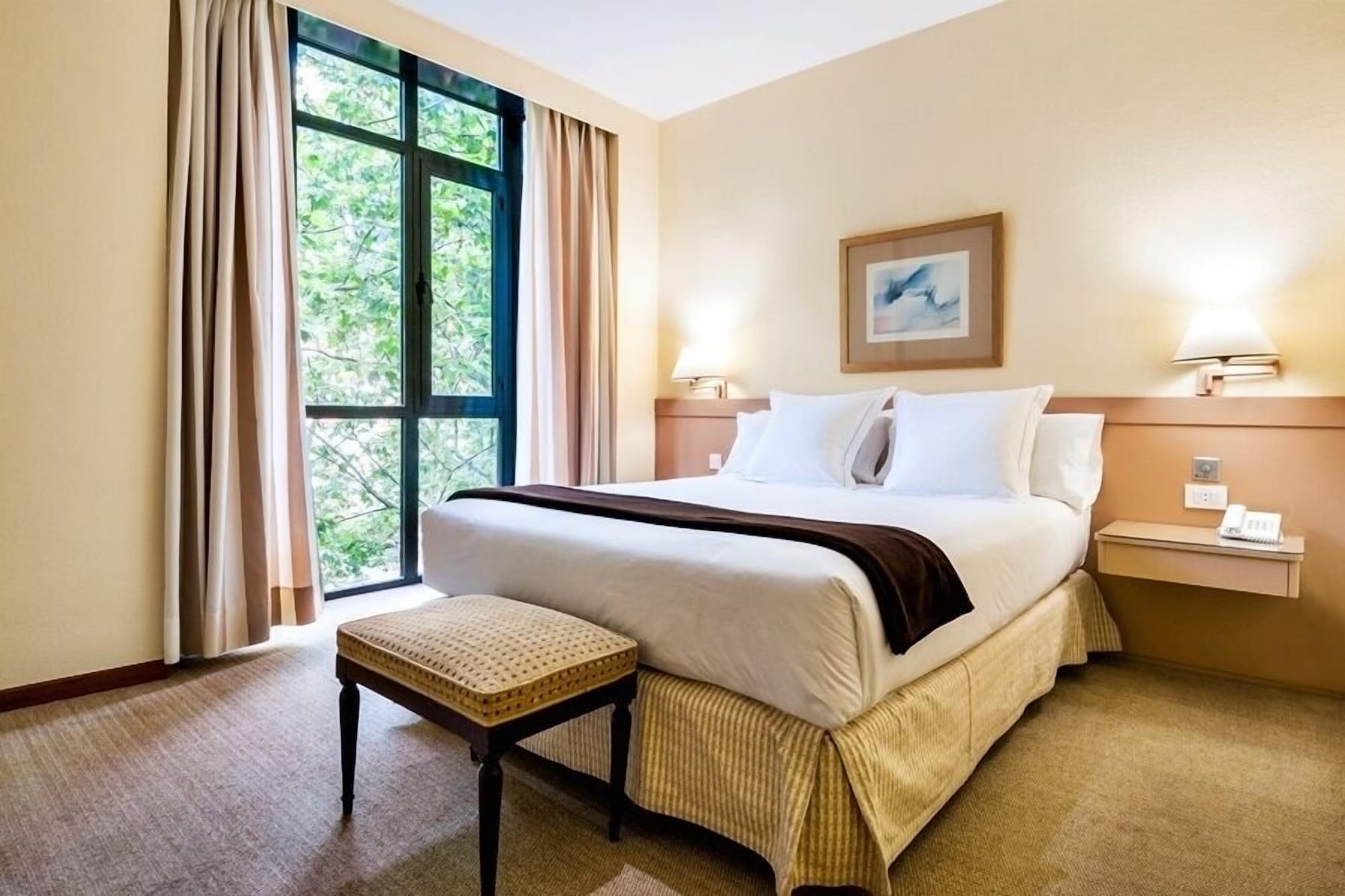 SUITE, DOUBLE BED