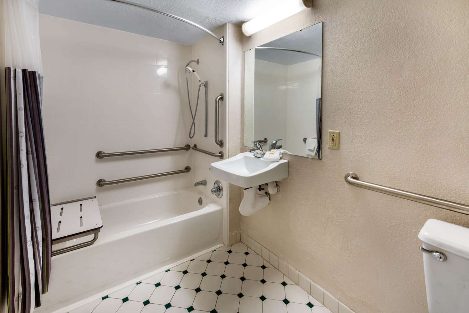 Motel6 Phoenix, AZ - Midtown 22/22