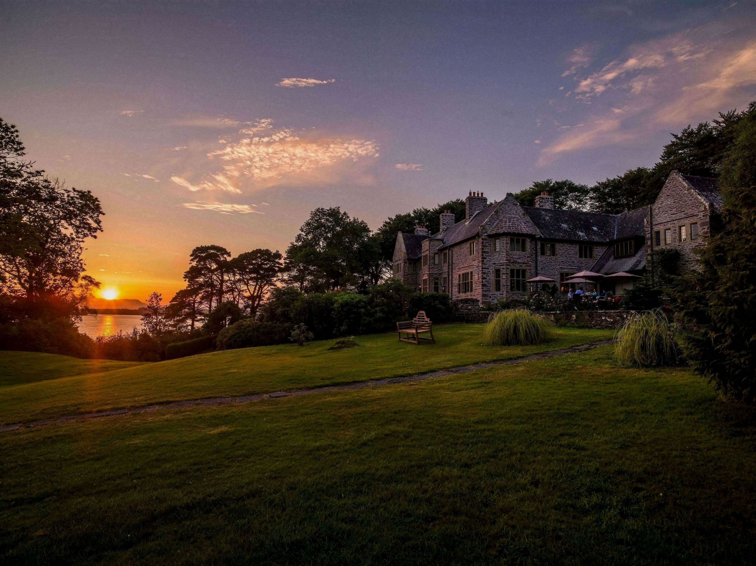 ARD NA SIDHE COUNTRY HOUSE 45/46