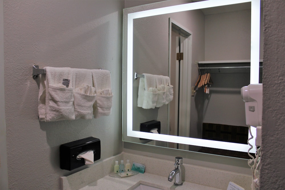 Hotel Inn Santa Fe 23/36