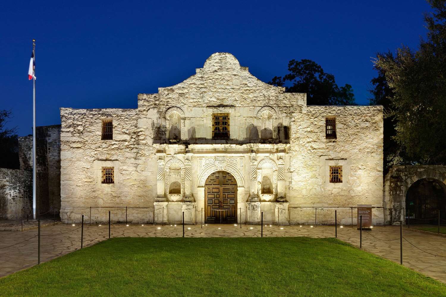 Super 8 By Wyndham San Antonio Downtown/Alamo 38/40
