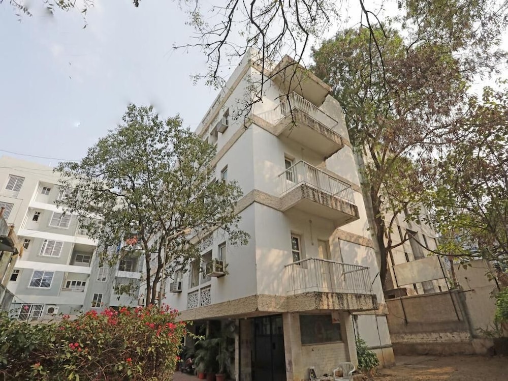 Hotel Bhooshan 5/30