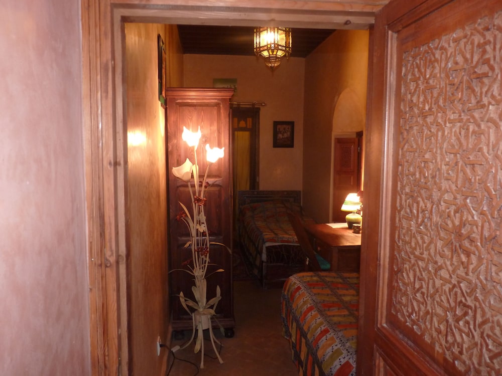 Riad Marlinea 23/50
