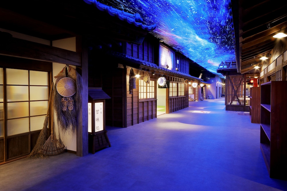 International Resort Hotel Yurakujo 34/50