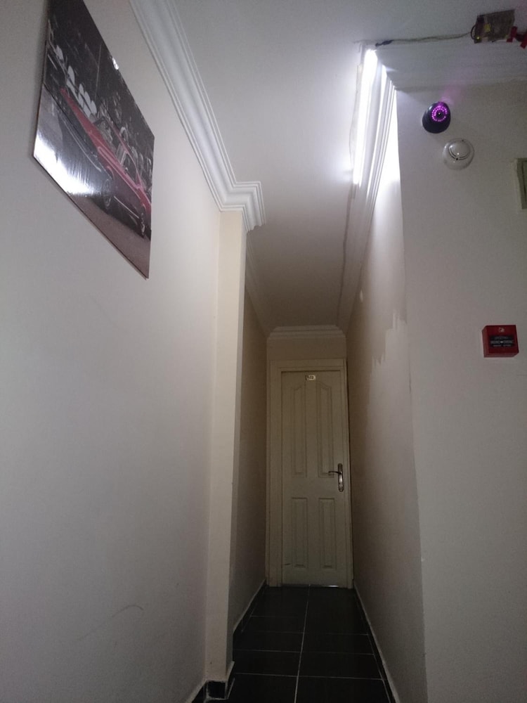 Yasmin Hotel 28/48