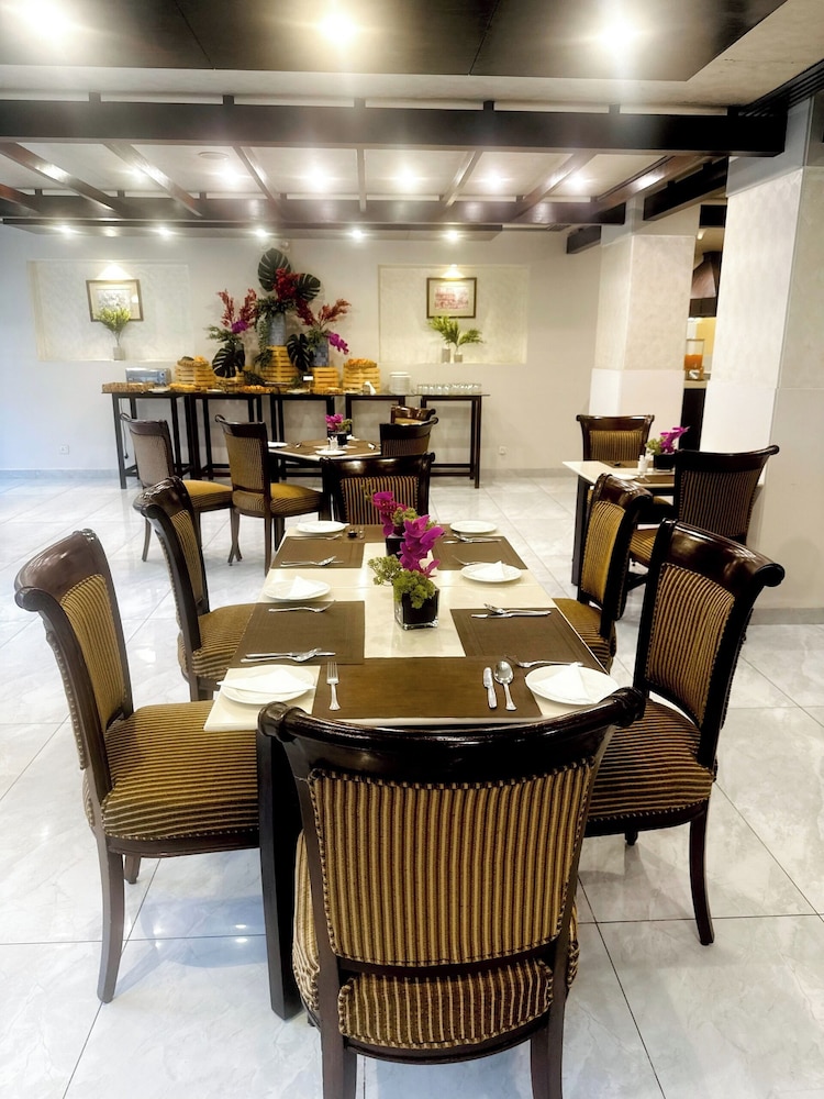 Hotel Margala Islamabad 44/50