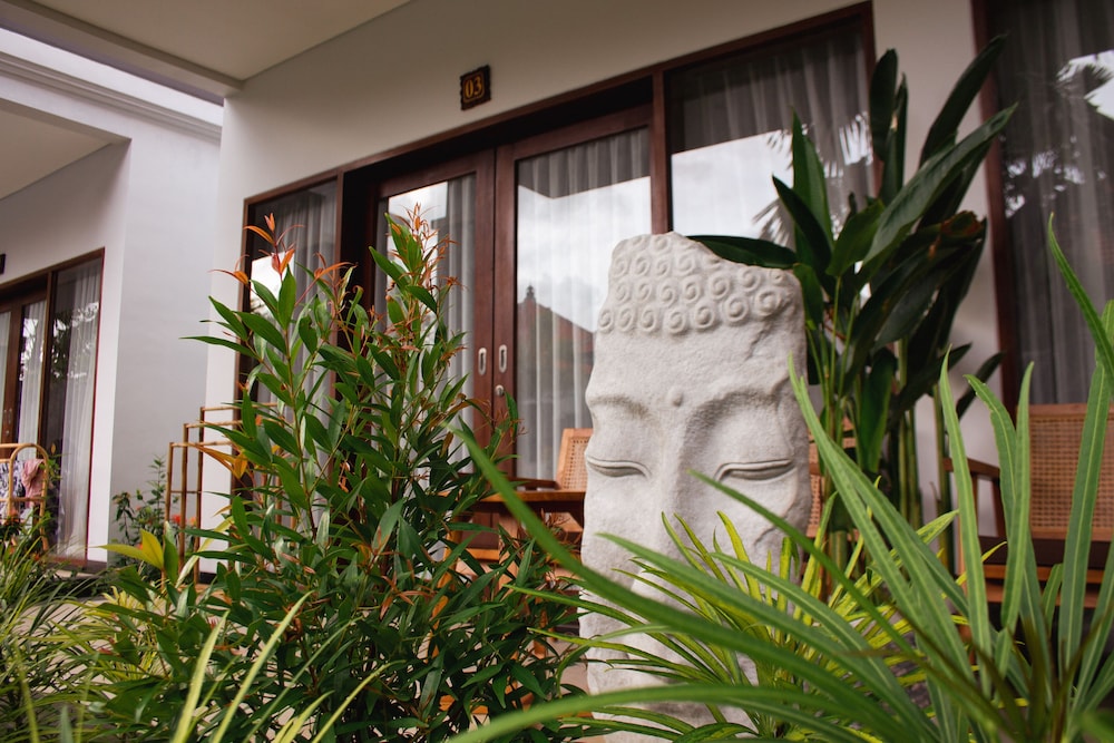 Kubu Garden Guest House 68/73