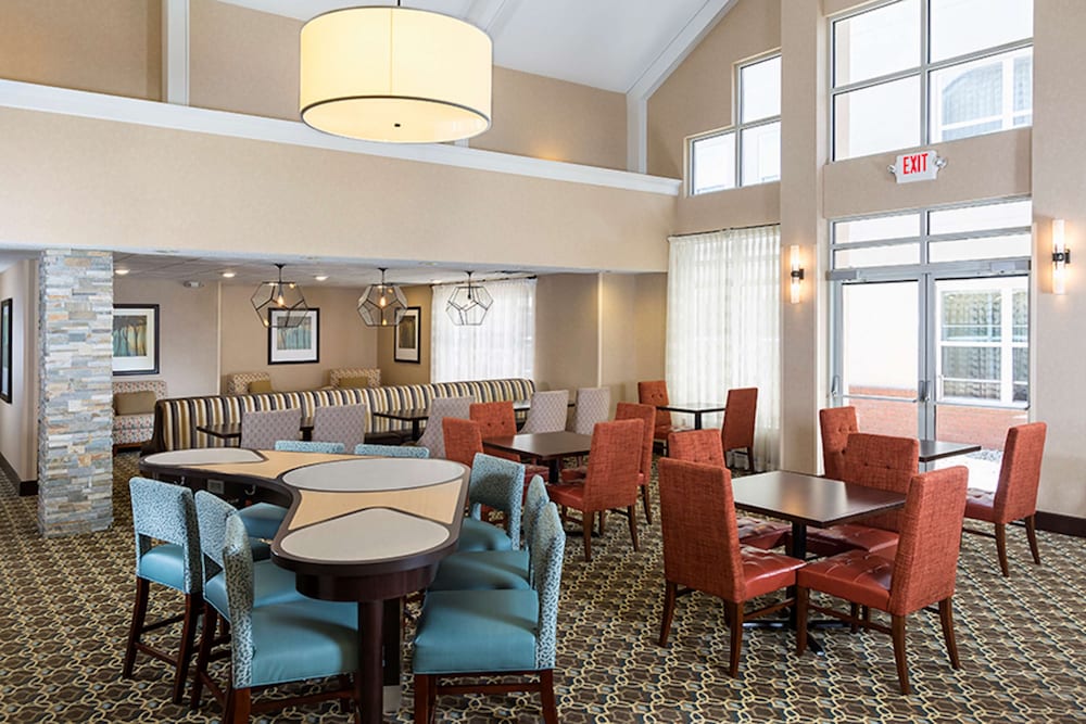 MainStay Suites Grand Rapids, MI 27/43