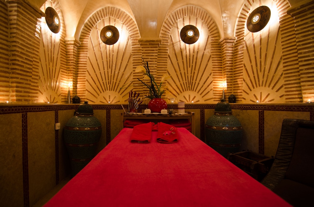 Lodge K Hôtel &amp; Spa 58/77