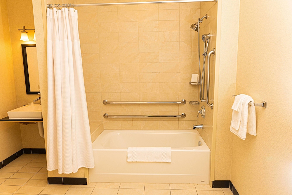 SPRINGHILL SUITES PUEBLO DOWNTOWN 8/47