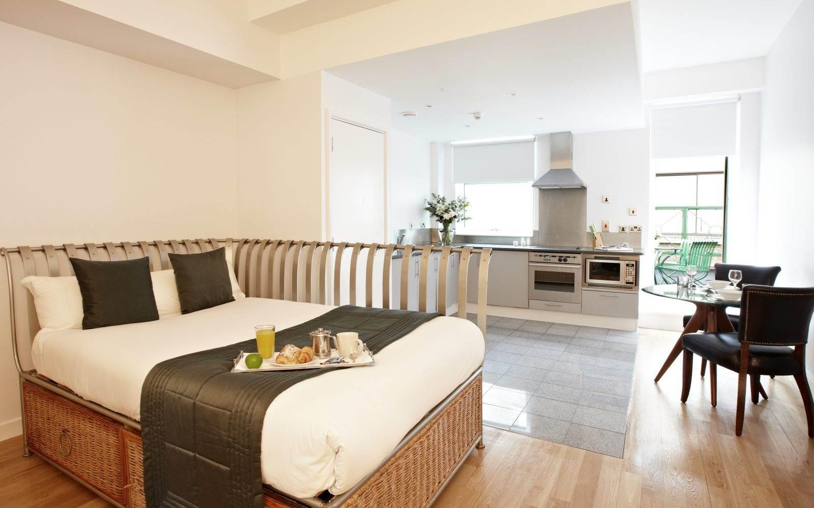 1 Bedroom, Apartment, Street Pool View