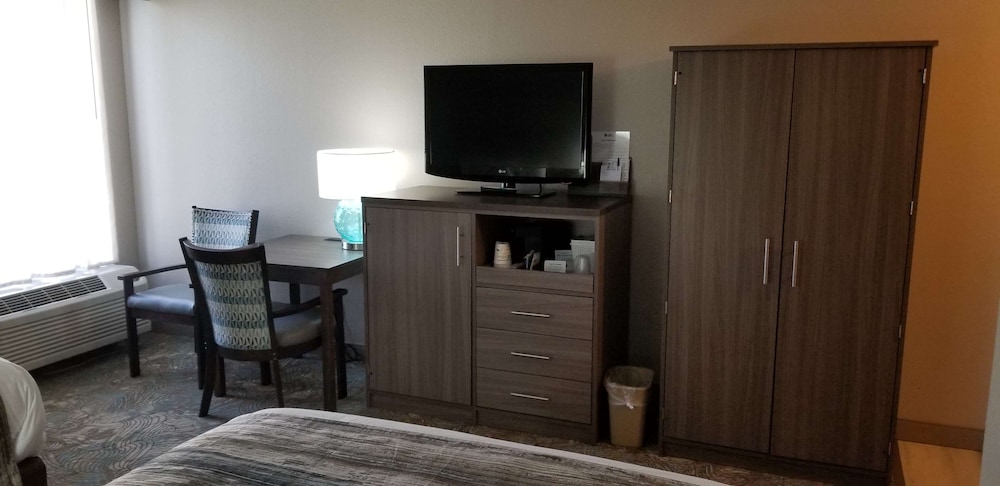 Best Western Intracoastal Inn 15/32