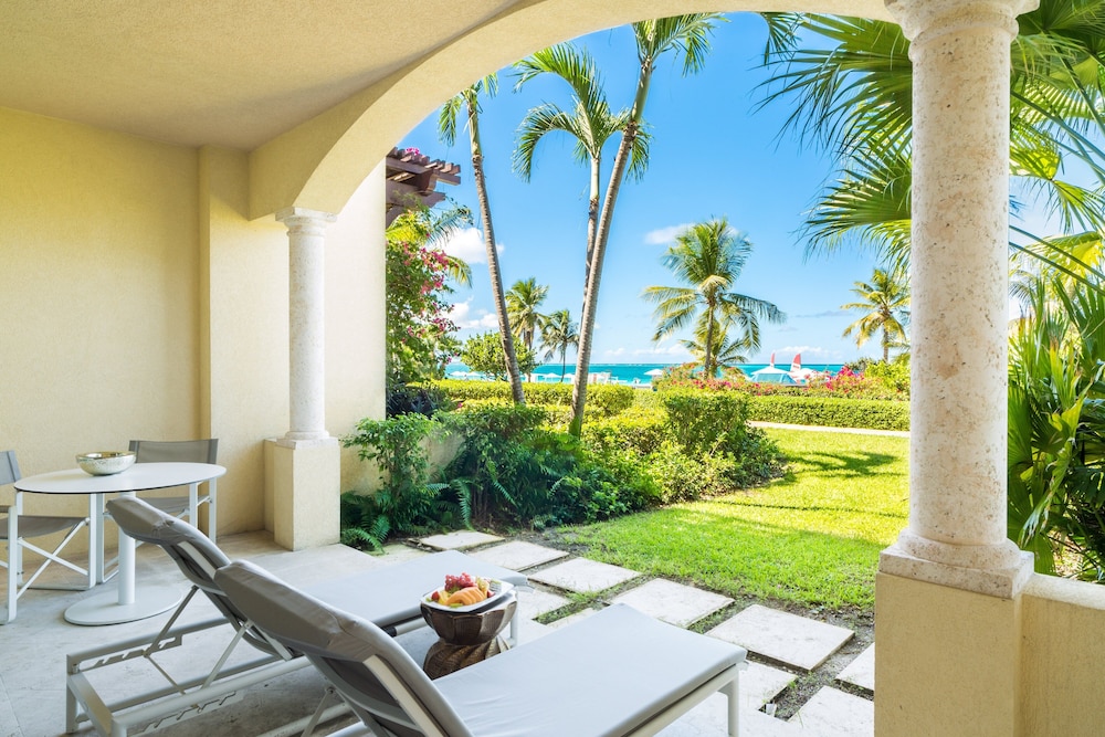 Grace Bay Club 41/83
