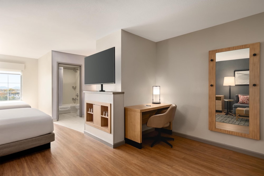 Hyatt Place Santa Fe 18/72