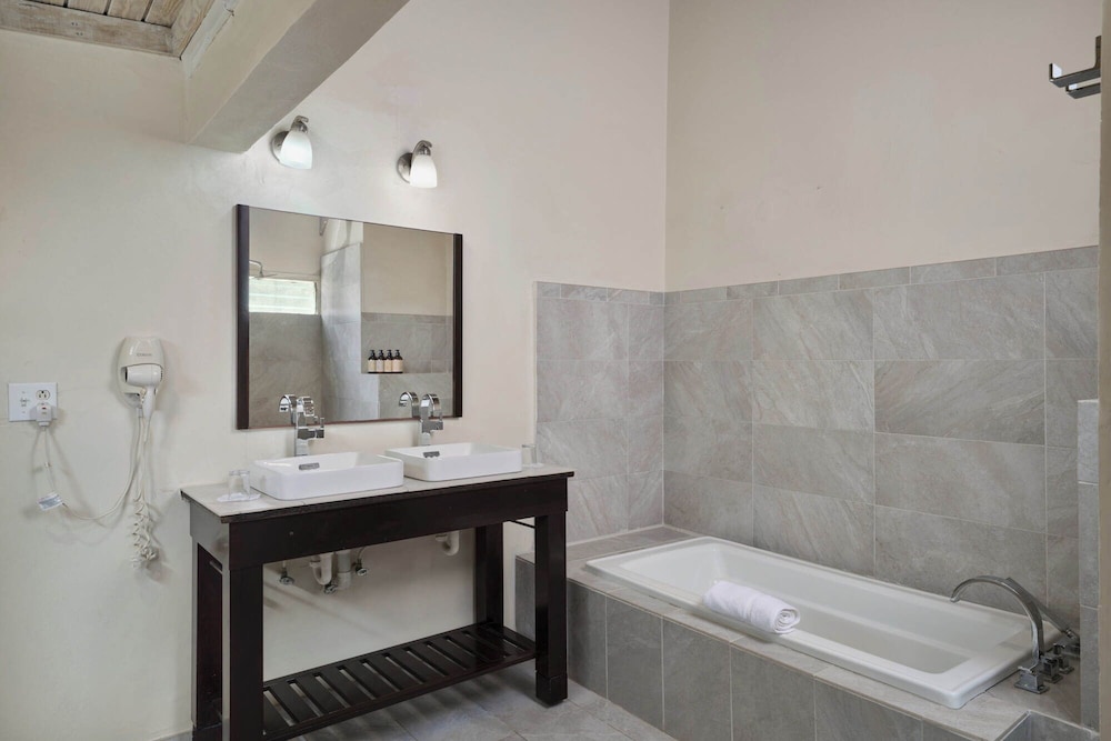 Hawksbill Resort Antigua - Adults Only 58/61