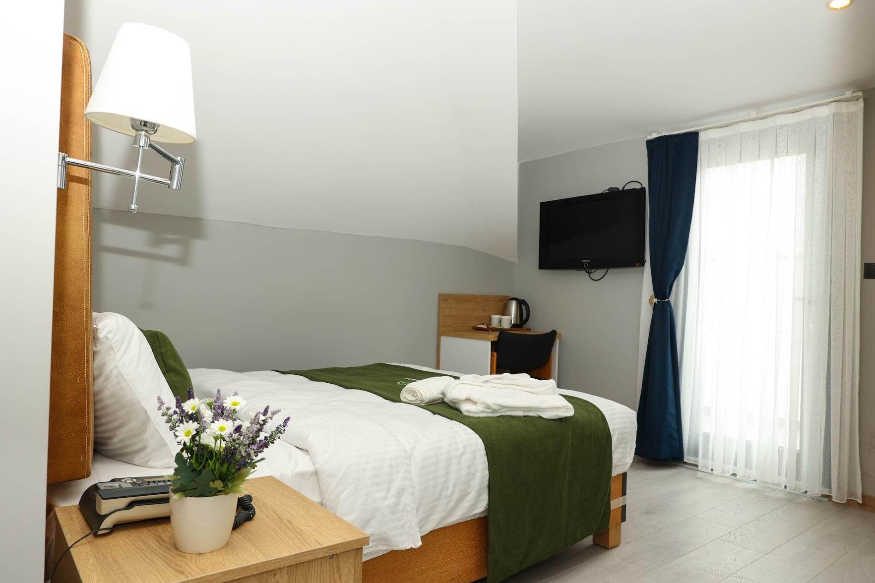 Superior, Double Bed, Balcony