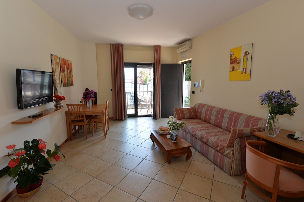 Miramare Residence 18/41