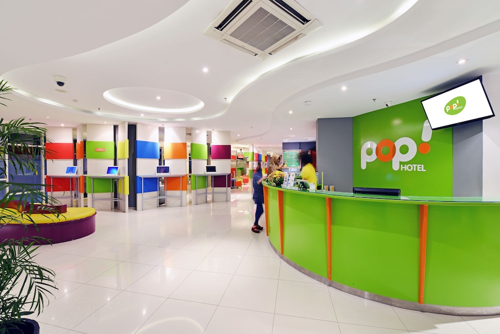 Lobby at Pop Hotel Tanjung Karang Lampung, BANDAR LAMPUNG