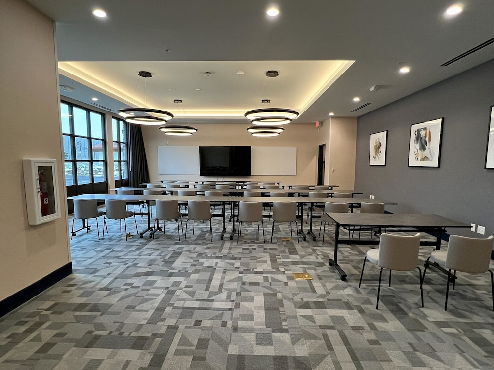La Quinta Inn and Suites by Wyndham Leavenworth 49/60