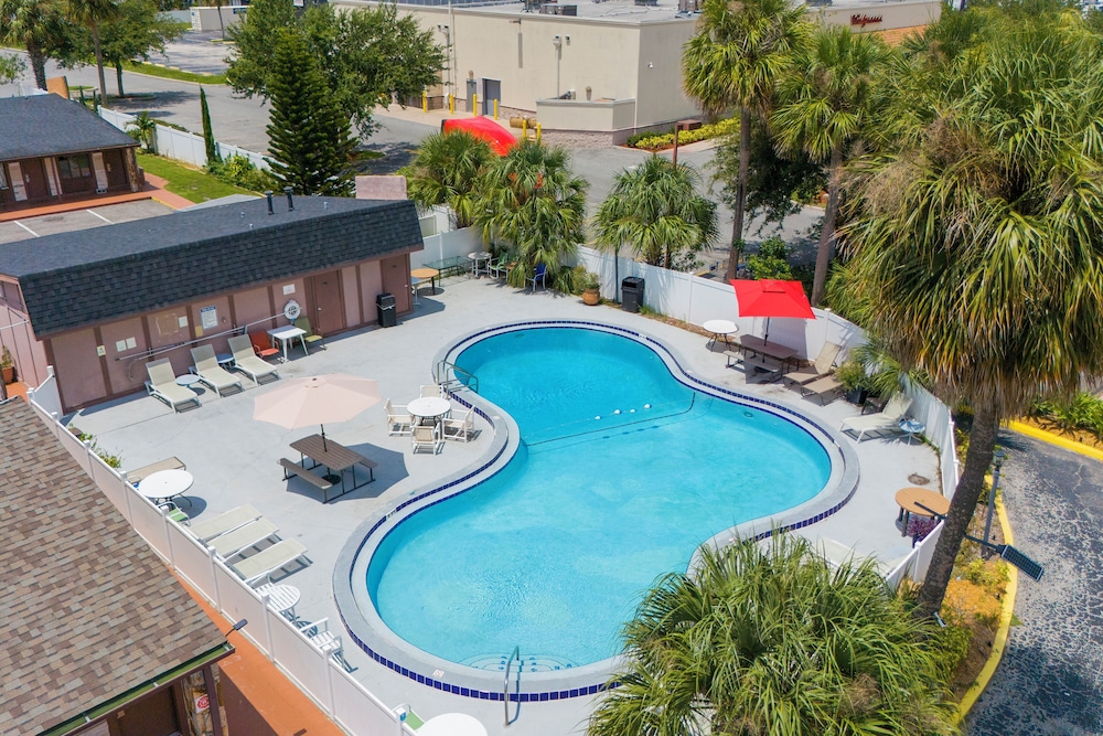 Liberty Garden Inn By Oyo Kissimmee Near Disney World 46/49