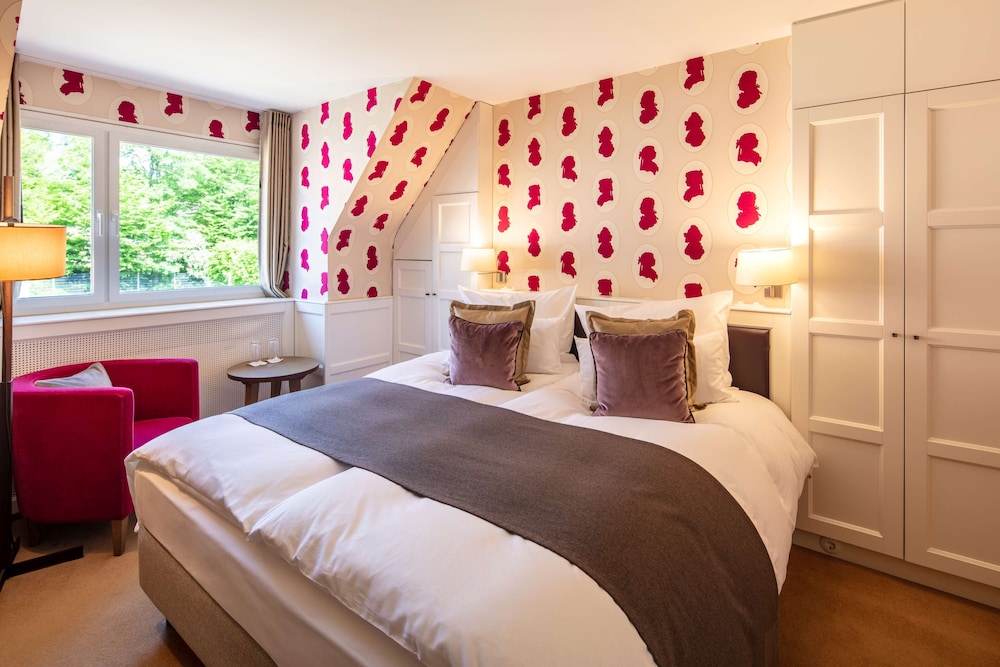غرفة كلاسيكية بسرير كينج، Waldhotel Stuttgart 4/5
