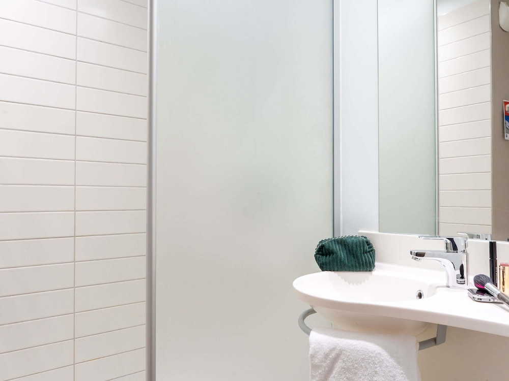 Ibis Budget Rouen Sud Zenith 49/49