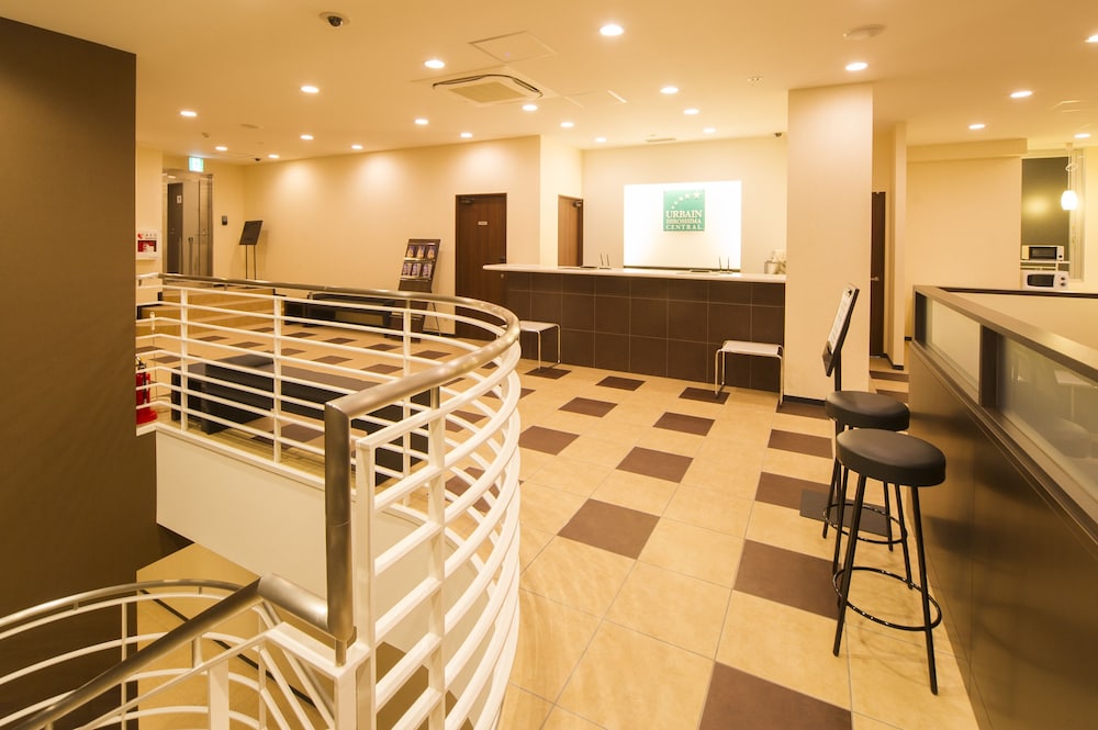 Urbain Hiroshima Central 18/40