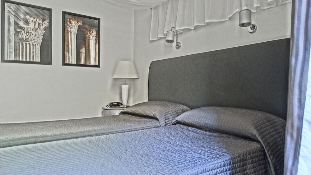 Hotel Giuggioli 33/65