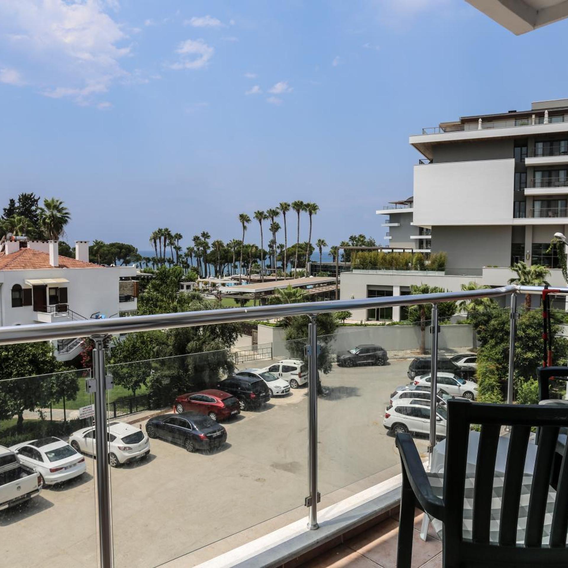 VESTA HOTEL 27/50