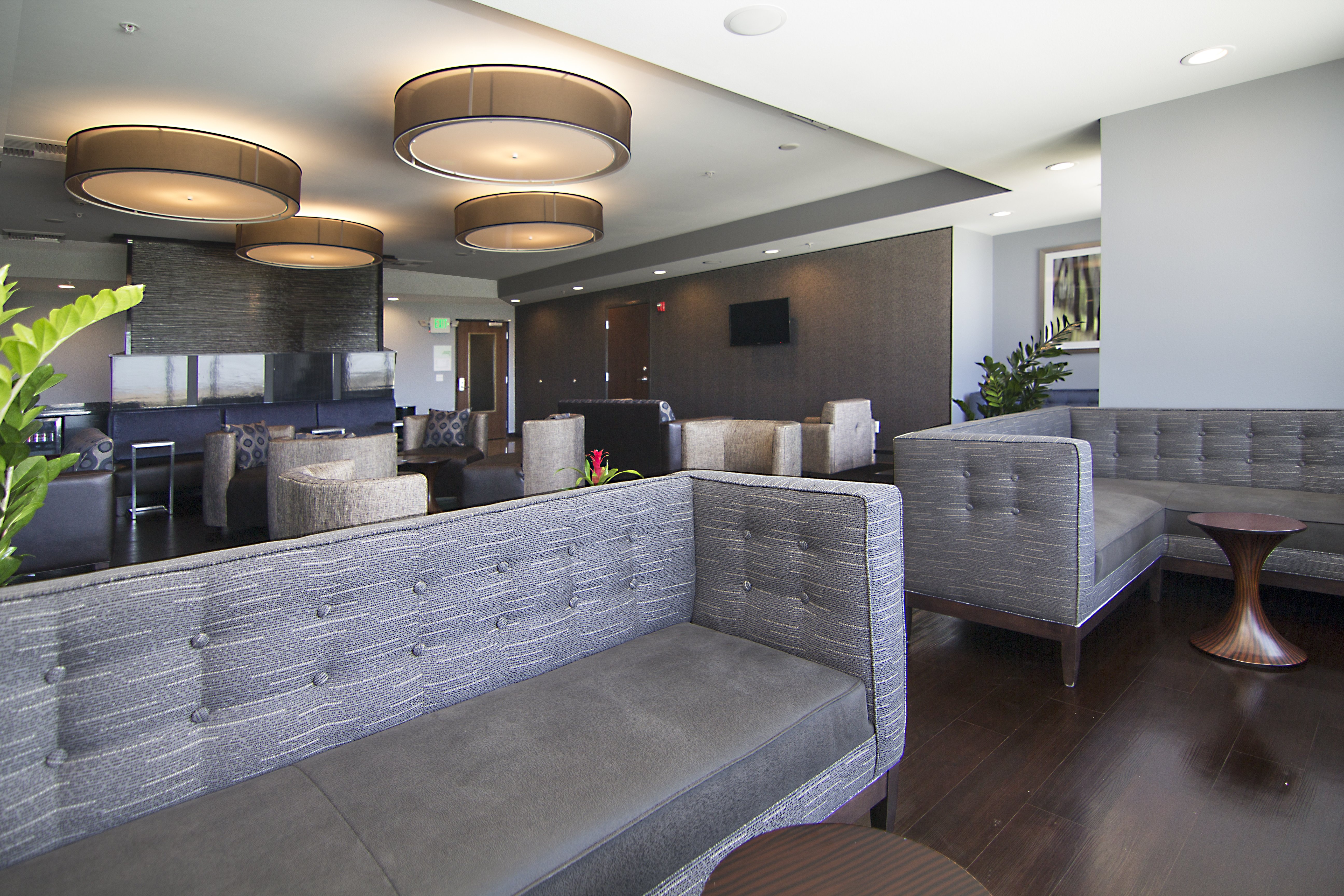 Holiday Inn Carlsbad 45/73