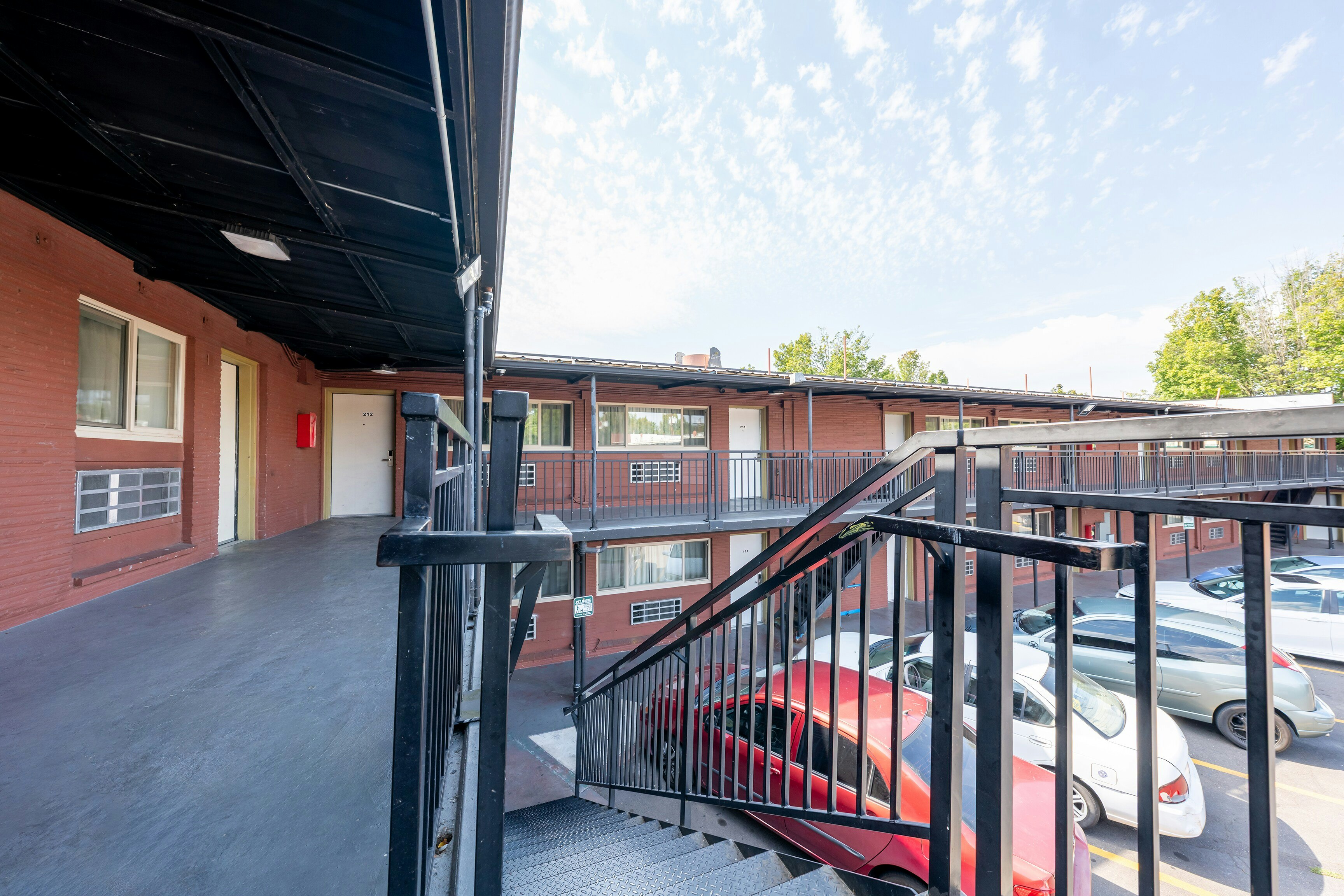 Banfield Studios By OYO Portland OR in PORTLAND - OR